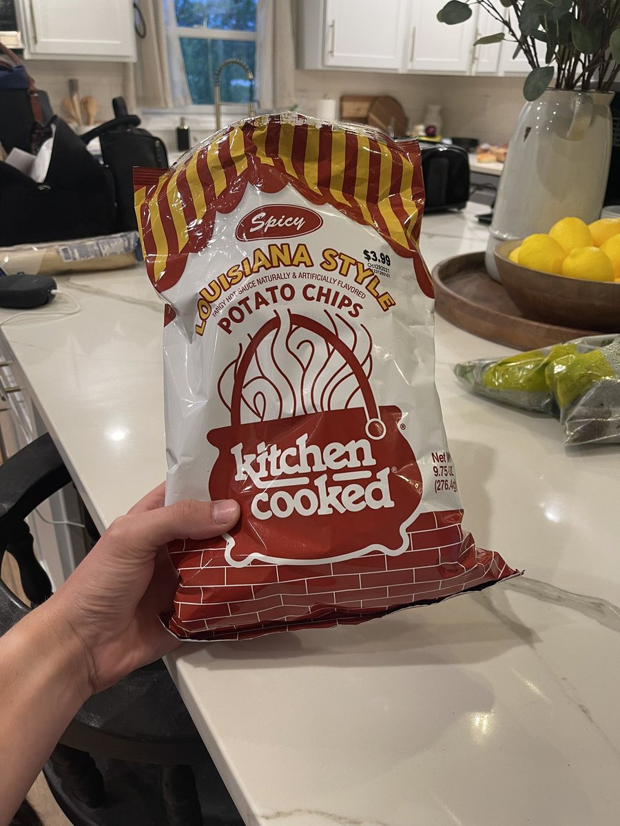 kylemoore52's tweet photo. Absolute hidden gem. 
The key to these bad boys though is that you don’t get them every time you go to the store. 
It’s gotta be like 2 years apart from bag to bag. 
You need to forget how hard they slap in order for them to slap you straight in the face with that first chip. https://t.co/Hy4YqtnfuU