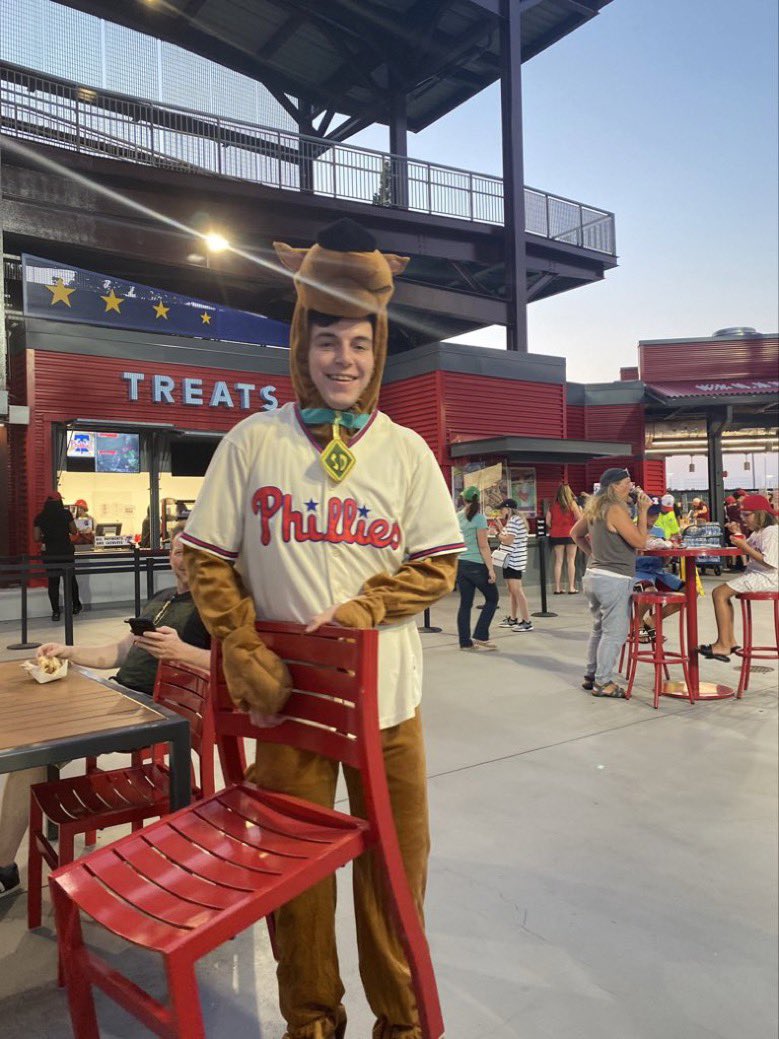 LibertyLinePHL's tweet image. Just to be clear, there is no theme night at Citizens Bank Park. 

#RingTheBell | @nbrown_1