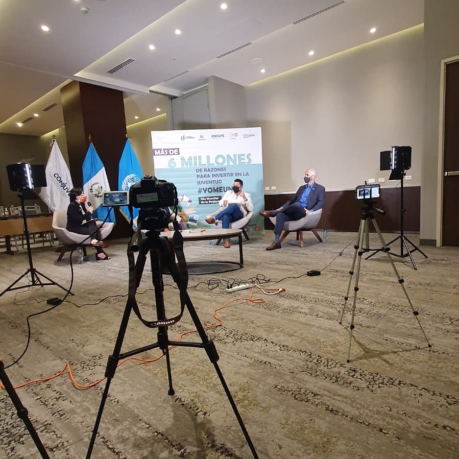 EstudioAvanceGT's tweet photo. Ha sido todo un gusto birdra nuestros servicios y para el Fondo de Población de las Naciones Unidas en tan importante evento.
Pregunta por nuestros diferentes servicios vía WhatsApp: https://t.co/k74mkzcLyK o vía DM😉
#Avance #evento #streaming #innovacion #redes #emprendimiento https://t.co/jVm4YMbO3p