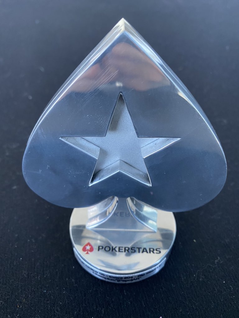 Esta es la pica de la suerte 🍀 aparece una vez al año para traer el éxito asegurado a la vida de quienes den RT. Gracias <a href="/PokerStarsLatam/">PokerStars LATAM</a>  por el detalle . Dale campeooooon 👑