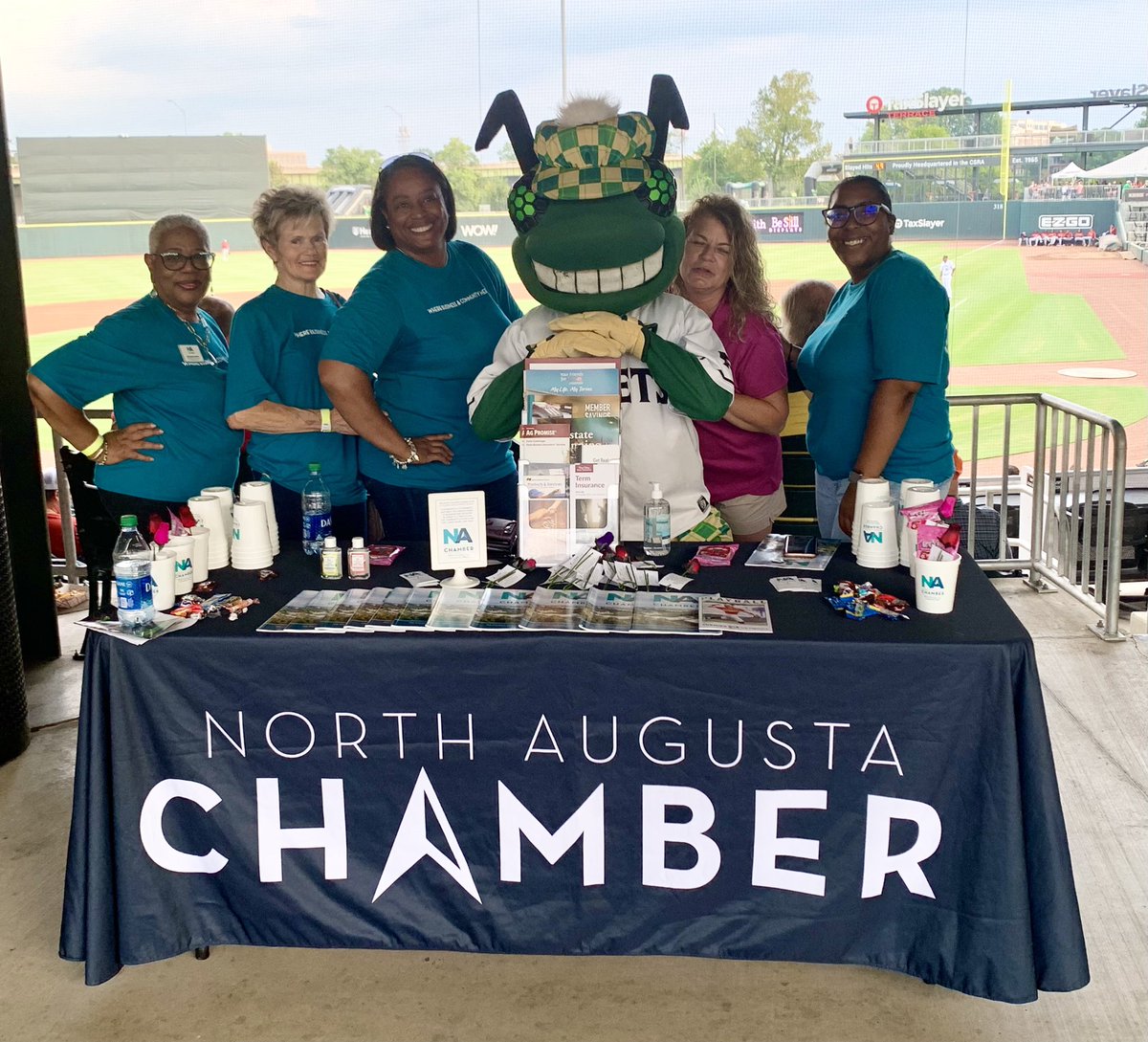NAChamber's tweet photo. Our Chamber President &amp; Ambassadors had a great time at the 2021 SRP Park Networking Night! 

#nachamber #networking #srppark #augustagreenjacketsbaseball #opportunity https://t.co/swSXu0VdaJ