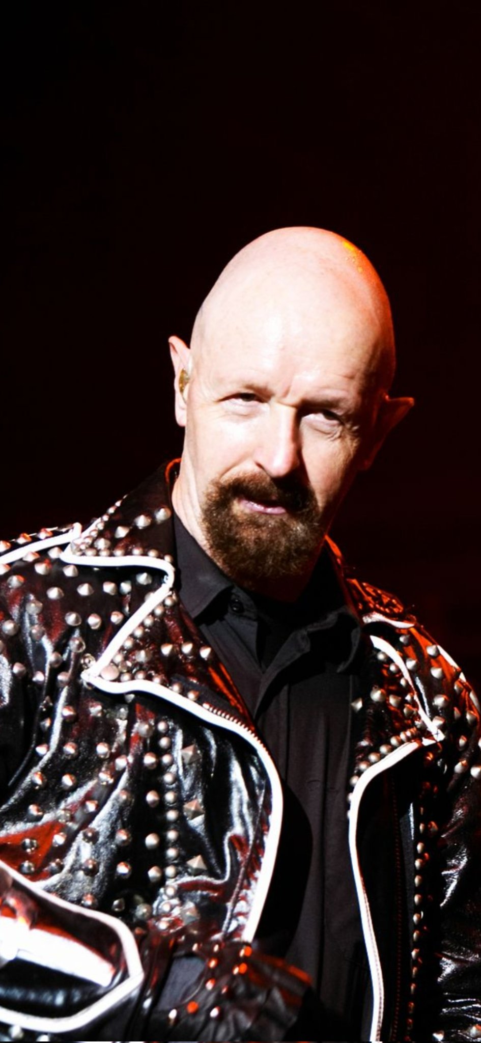 Happy Birthday Rob Halford
(Born 25 August, 2021)         