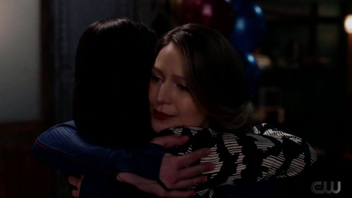 noradominick's tweet photo. "It's only because you're on the team that I'm here." Kara and Lena can't live without each other. Send tweet. #Supergirl https://t.co/OiZJO6MwBk