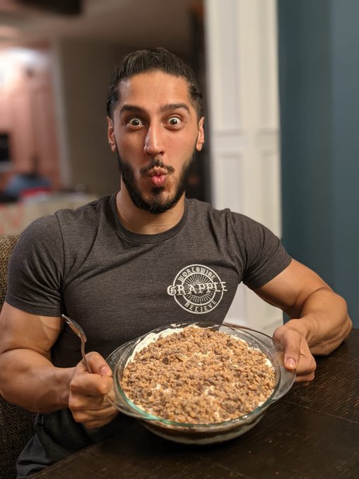 Watch Bishop RéMix's leaked NSFW photo on TwXstars