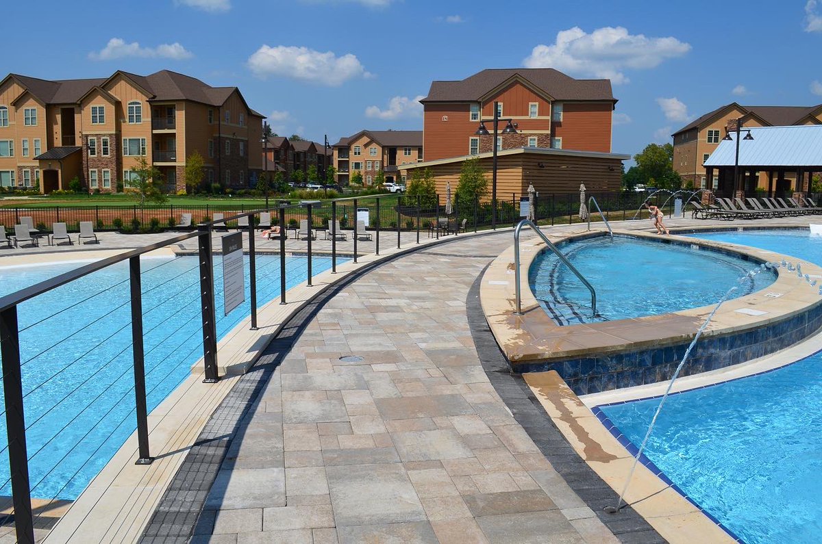 CoxPools_Bham's tweet image. We can’t decide which feature of the Hub is our favorite! What is yours?

Tile: Classic Tile Designs
Plaster: Super Blue Diamond Brite 
Coping: Hartstone
Engineer: LBYD 
GC: BL Bennett

#zeroentry #40footspa #itstimetoloveyourbackyard #letsgoswimming #coxpoolsbirmingham #pool