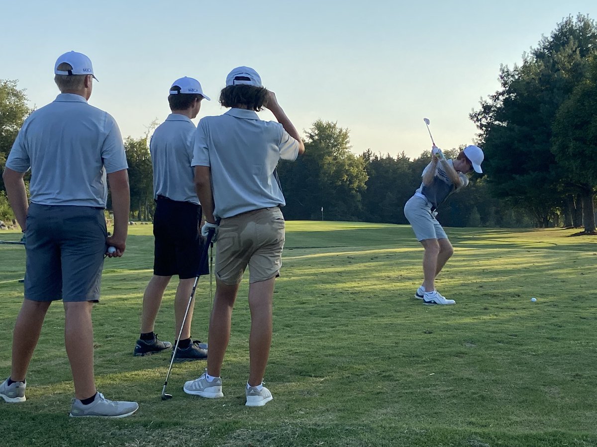 CommanderGolf tweet picture