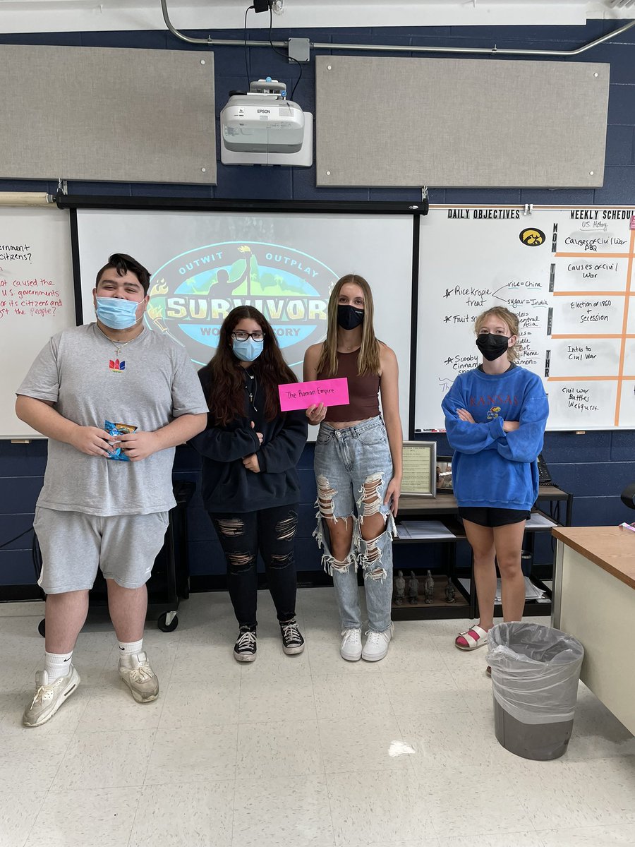 Mrs. Murphy tweet media