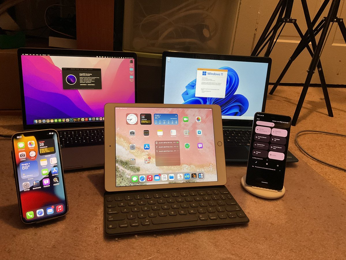 TechnologyNToys's tweet image. We are nearly finished with Beta Season folks! What new operating system(s) are you most excited for? 

📸 - 2021 11” M1 iPad Pro

#technologyandtoys #betasoftware #ipados #ipados15 #ios #ios15 #macos12 #macosmonterey #android #android12 #windows #windows11