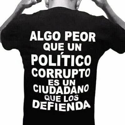 TrujilloRebeld's tweet photo. @rhm1947 #TrujilloNoVoTaPorUnTraidorAChavez  @trujillp1213 @CapitalTrujillo @GARV731 @Mov8Lewis @jorgerpsuv @rafaellacava10 @lahojilla 

Que opinión le dan ustedes a esto..? 
Sere breve: @dcabellor  Nos Traicionaste nos diste la espalda preferiste a un traidor q a tu pueblo q te defendio. https://t.co/cim1bQJpmd