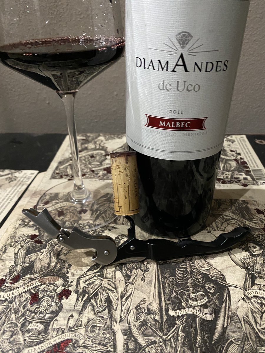 damifortte's tweet photo. Un vinazo @vhcanon … volviendo de a poco..🍷🍷👏👏.. salú .. habrá que beber!! https://t.co/tPlSthiVRU
