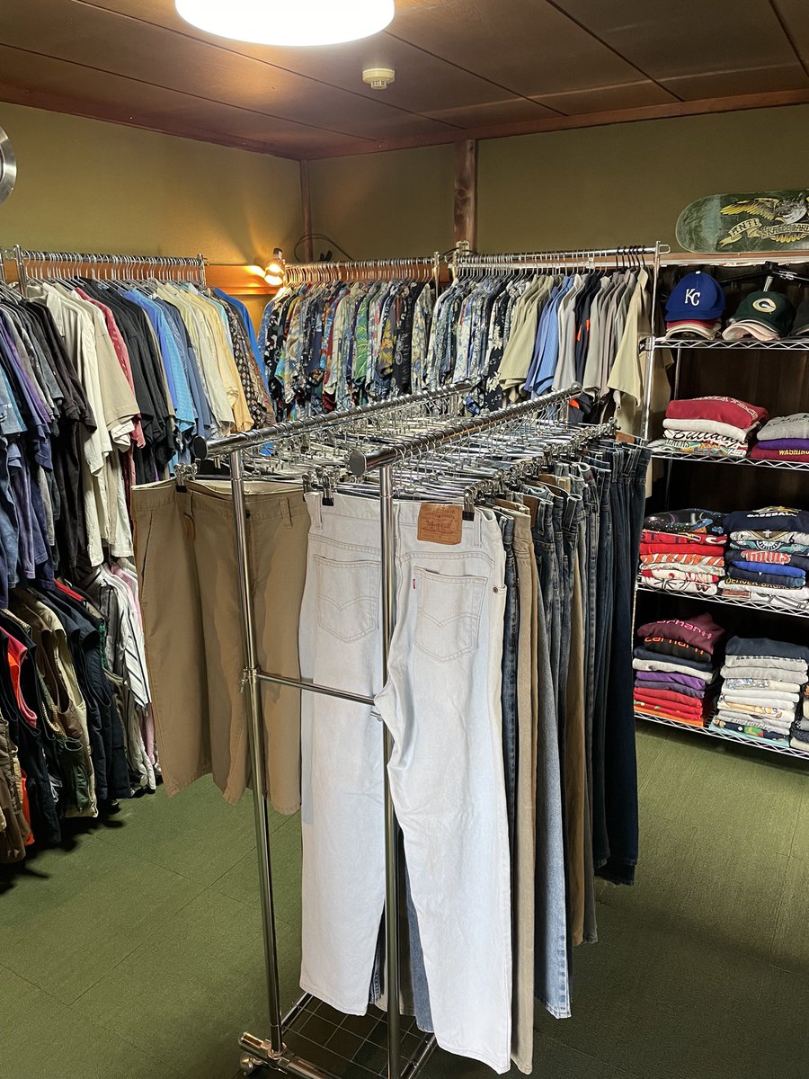 古着屋OLD GREENです🛹 Twitter始めました！！ 🏠店舗住所🏠 〒341