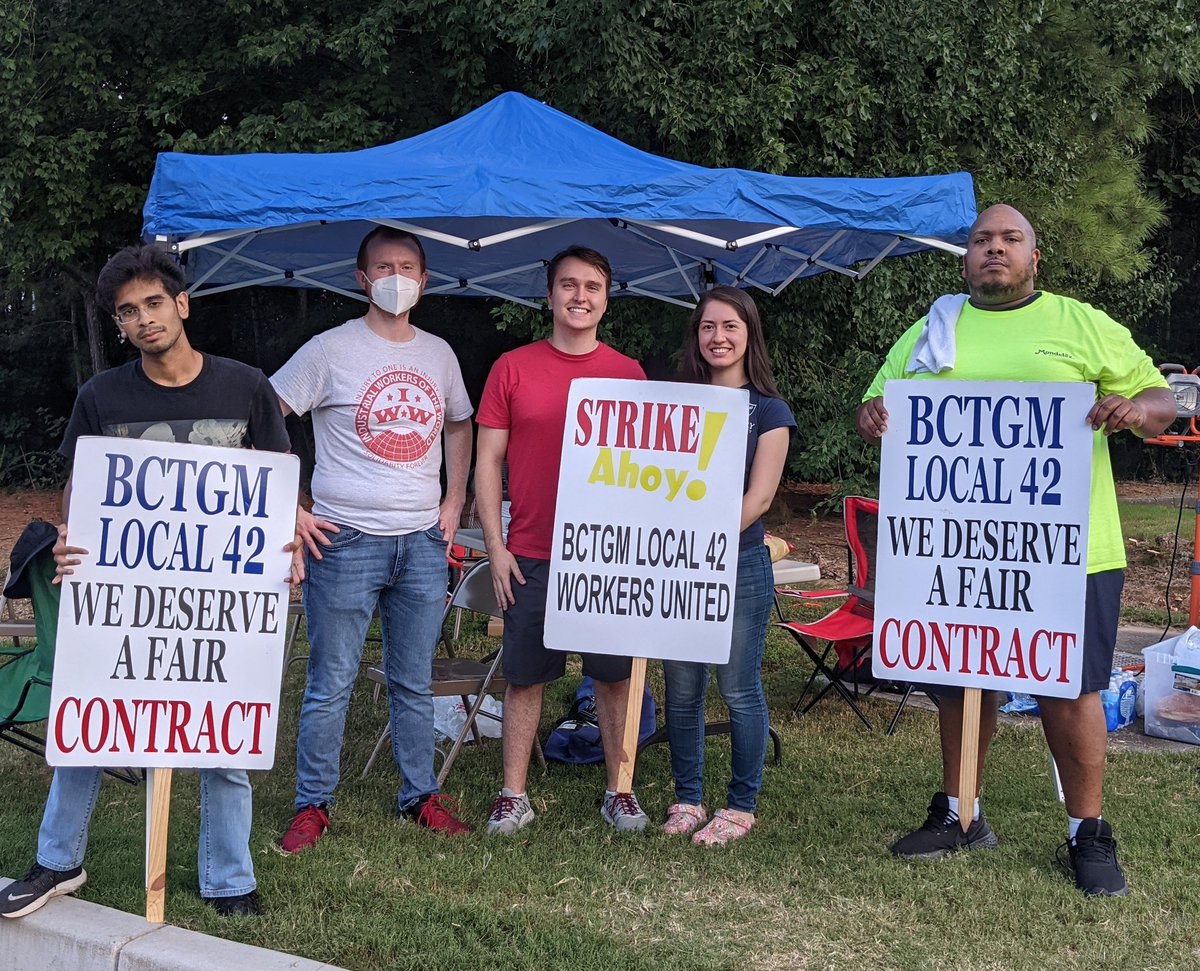 Workers are on STRIKE in Norcross, Georgia demanding a fair contract!

<a href="/nabisco/">NABISCO</a> wants to take away these essential workers' weekends and overtime pay despite making BILLIONS through the pandemic. Hell no!

Donate to support striking workers here! Gofundme: atldsa.org/strikefund