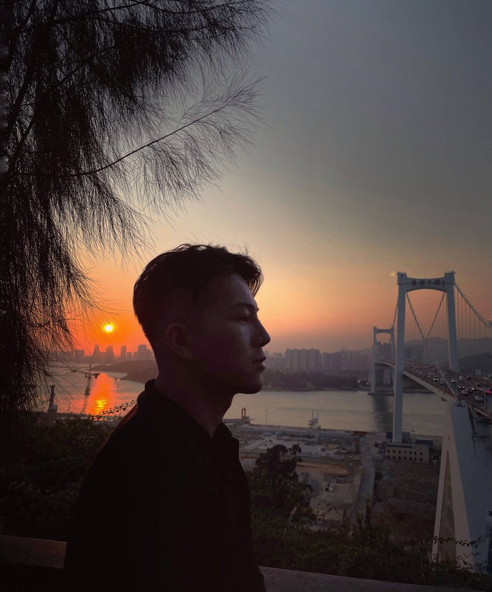Matt_168_'s tweet photo. The sunrise in the morning is very beautiful, and it is very warm in this environment#Sunrise https://t.co/nqhaZjrZeh