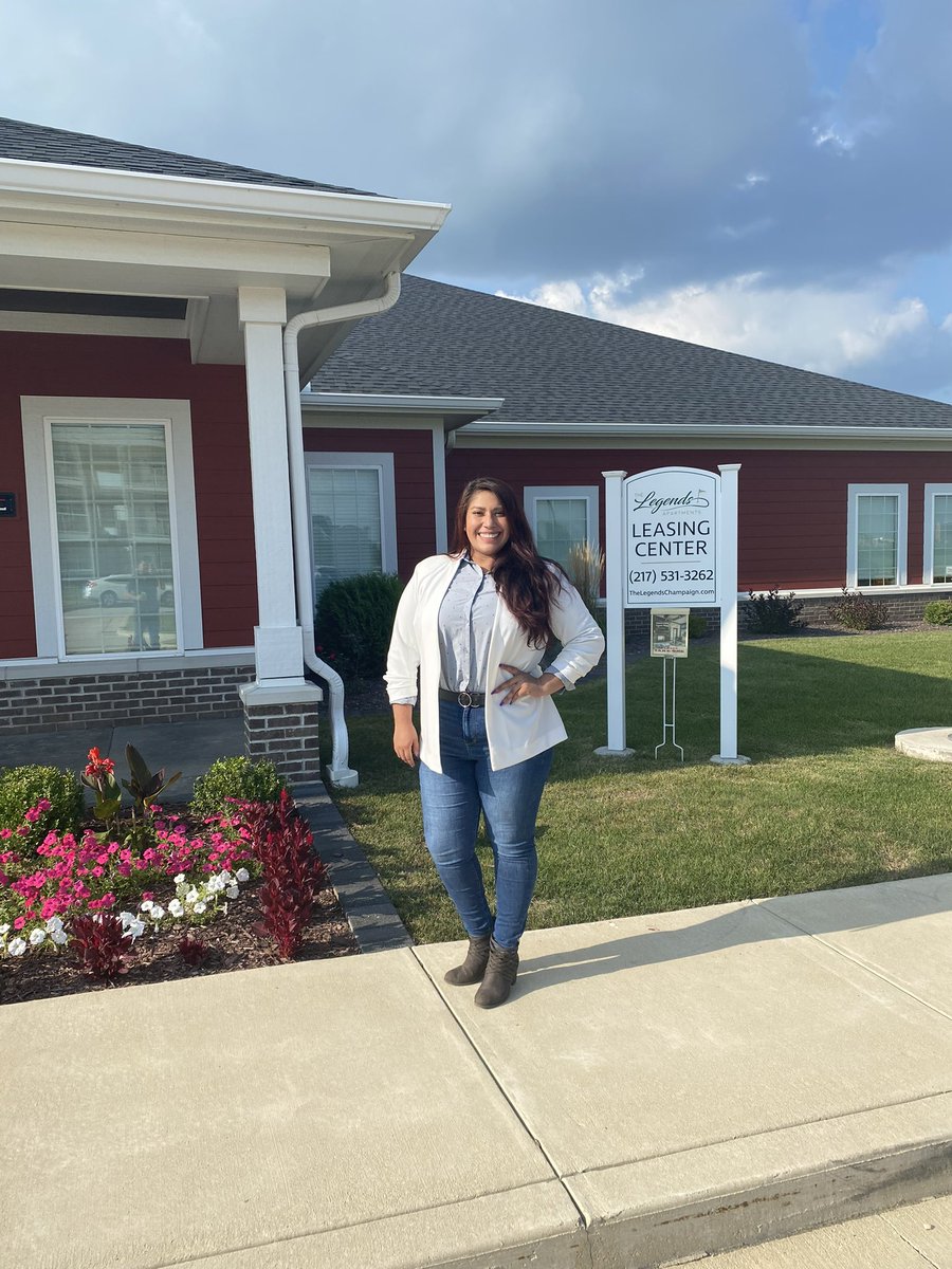 Chamber of commerce event! Building connections for our fiber communities in town! <a href="/Fiber_Andy/">AndreasFH</a> <a href="/HammockJill/">Jill Hammock</a> @joe_boxer44 #makingwaves #fiberfordays
