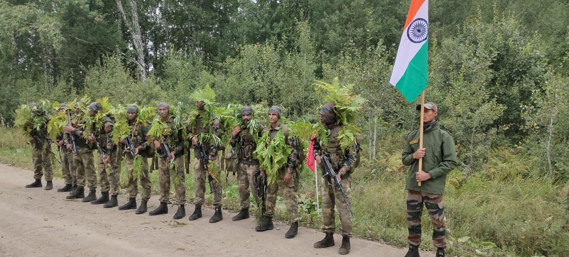 IaSouthern's tweet photo. #ScoutMasterCompetition Stage I completed at #Koltsovo . A total of six sub competitions were held in the Stage I between the participating Armies. #IndianArmy team performs exceedingly well.
#IndianArmy
#StrongAndCapable
@adgpi https://t.co/n3rALlBQXg