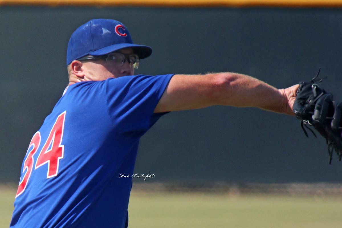 biest22's tweet photo. My first opportunity to see @Cubs 2021 #1 Draft Pick @jordan_wicks99 in uniform today! Another #34 on the hill! #Cubs #MiLB #ArizonaComplexLeague #Cubsprospects #KansasStateBaseball https://t.co/Jtw8JqtBjG