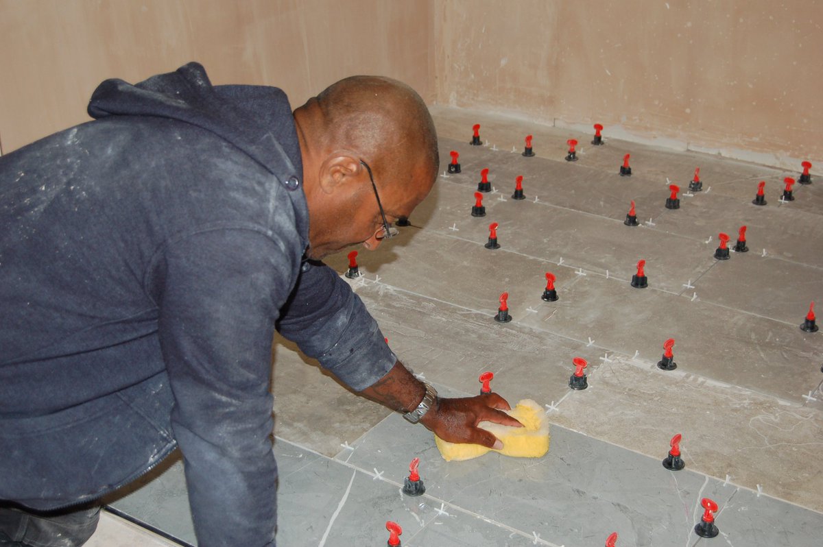 We've spaces available on our Plastering/Wall &amp; Floor Tiling Diploma courses and have funding available for both 16-18s and unemployed/low-waged adults, including at our centre in Pinxton. Call 01283 213427 now! @JCPInDerby @JCPInNotts @DecisionzNotts @DecisionzDerbys @D2N2_DSCH