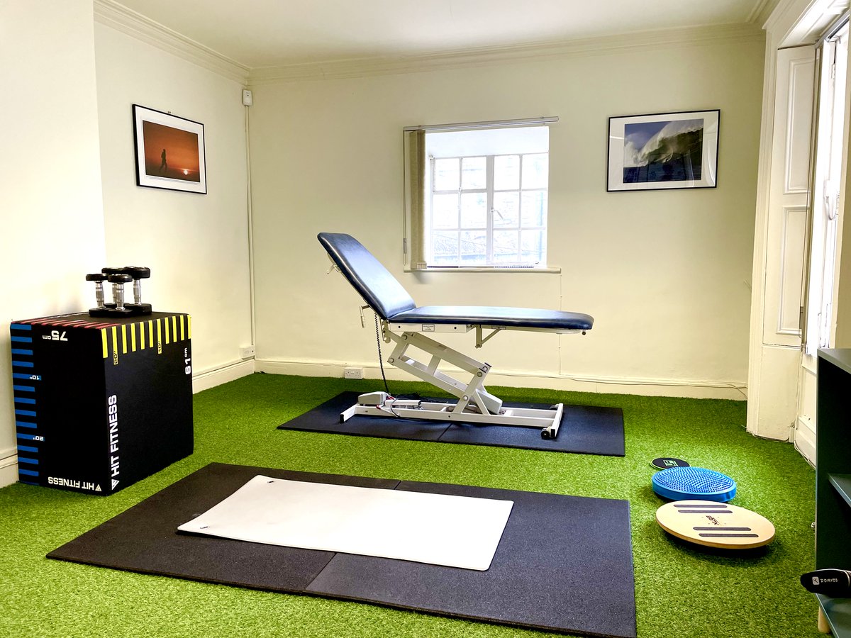 BR Physiotherapy now open on Fitzwilliam Square! Get in touch for any injuries that need to be sorted out. brphysiotherapy.com #Physio #Prehab #Rehab #Injuries #Returntosport