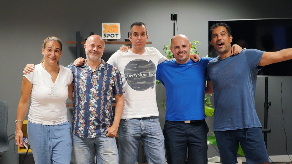 XR_Spot's tweet photo. Ayer tuvimos una visita VIP: @Virtual_Vgers al completo.

Muy contentos de debatir con expertos cómo el mercado de la XR está creciendo y hay muchas oportunidades tanto para los que están aquí ya, como para los que quieren entrar.

En breve os contaremos mas. https://t.co/pXxu5faijX