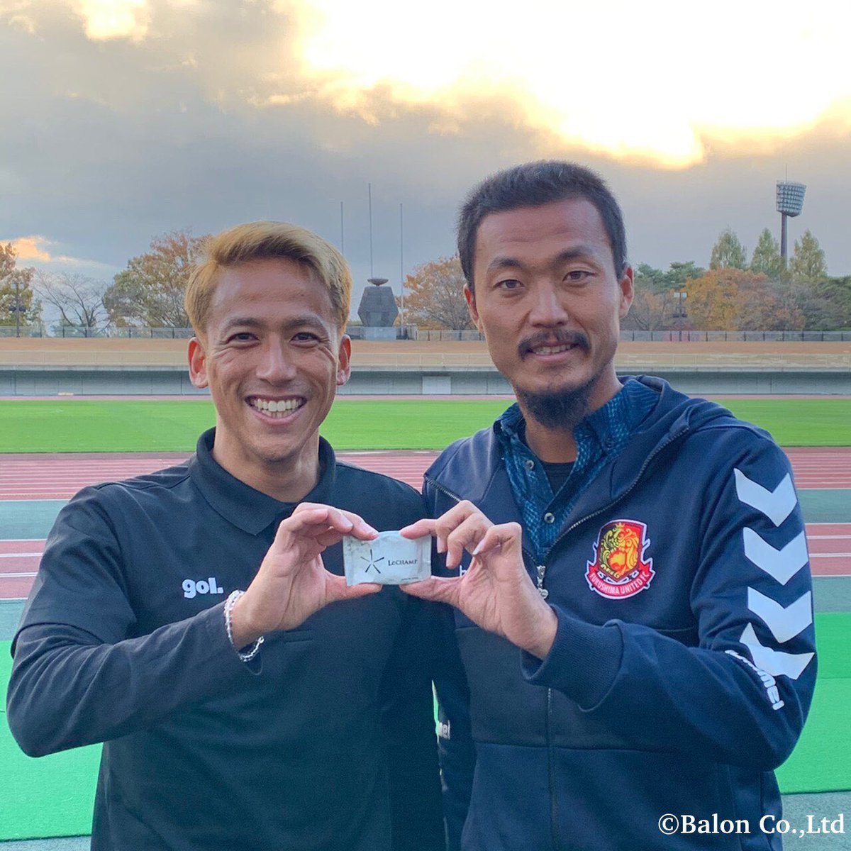 ANTAKE_WMON's tweet photo. 【お知らせ】
本日より株式会社バロン様が手掛けるリカバリー入浴剤「LeCHAMP(ルシャン)」をSOCCER SHOP diego WEB SHOPの方でお取り扱い・販売開始する事になりましたので、お知らせ致します。https://t.co/H2AYr87rYM
#株式会社バロン #LeCHAMP 詳細は→ https://t.co/uzSNo3AhP6 https://t.co/FMQi01XPTj