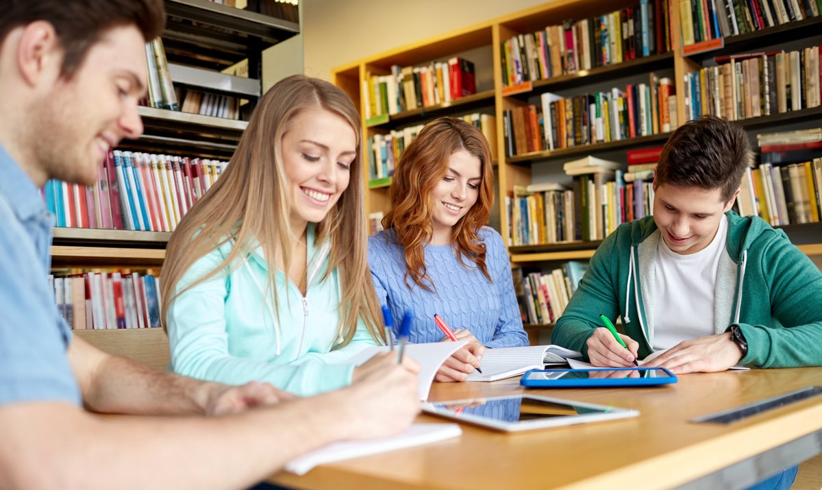 LibraryMC_ESS's tweet photo. The library remains at the heart of the student experience. However, the way in which students are using their library service is changing. How can technology adapt to help meet these needs? https://t.co/LxRDbRcsOc https://t.co/4owrnMdgkz