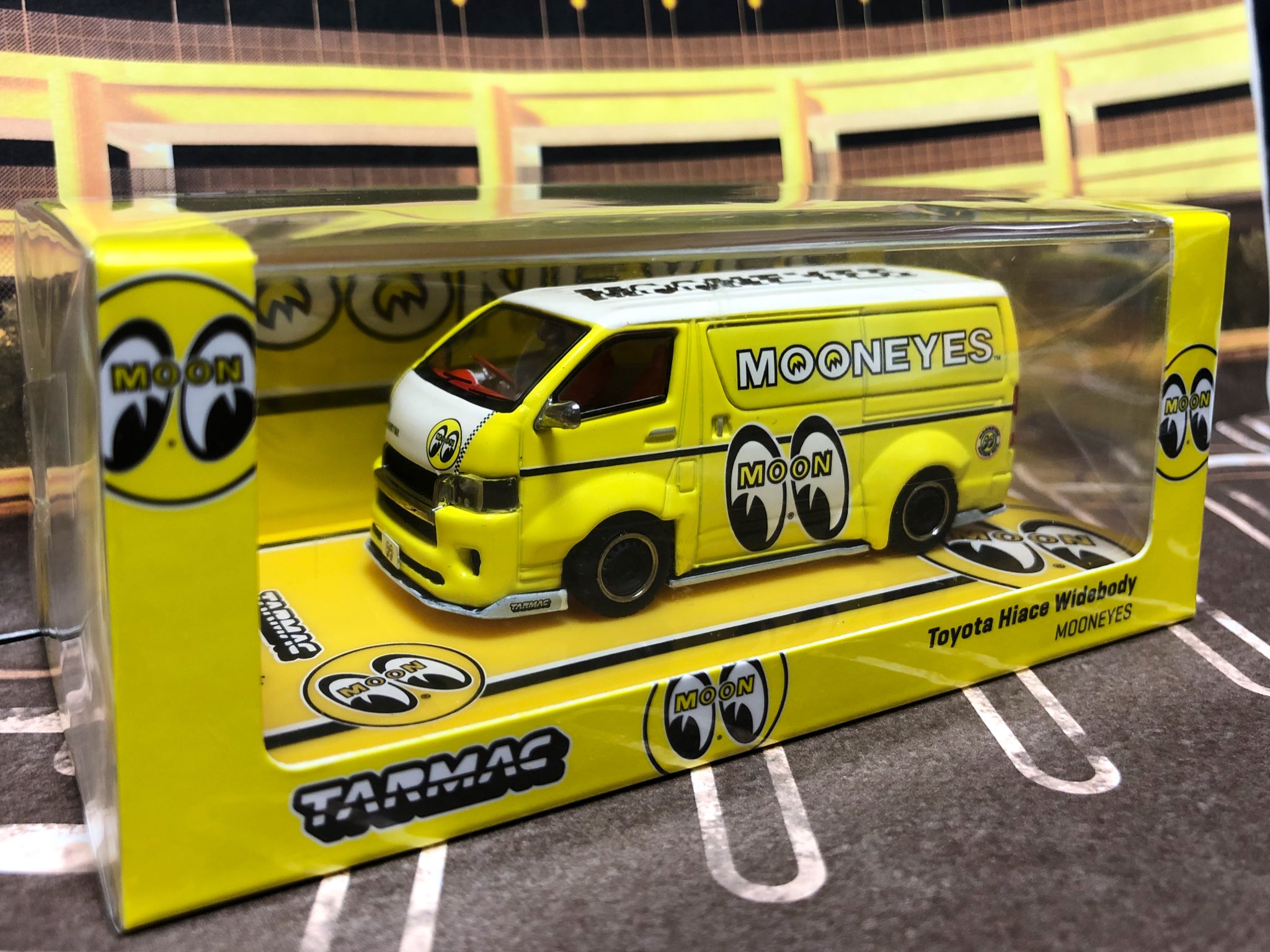 Ely Vg 今日の納車第二弾です Tarmac Works Moon Eyes Toyota Hiace Widebody なかなか良い感じです ミニカー ムーンアイズ ハイエース トヨタ ワイドボディー Tarmacworks Mooneyes Hiace Toyota トミカ 64minicar ジオラマシート Ely Vg 今日の納車第二弾です Tarmac Works Moon Eyes Toyota Hiace Widebody なかなか良い感じです ミニカー ムーンアイズ ハイエース トヨタ ワイドボディー Tarmacworks Mooneyes Hiace Toyota トミカ 64minicar ジオラマシート