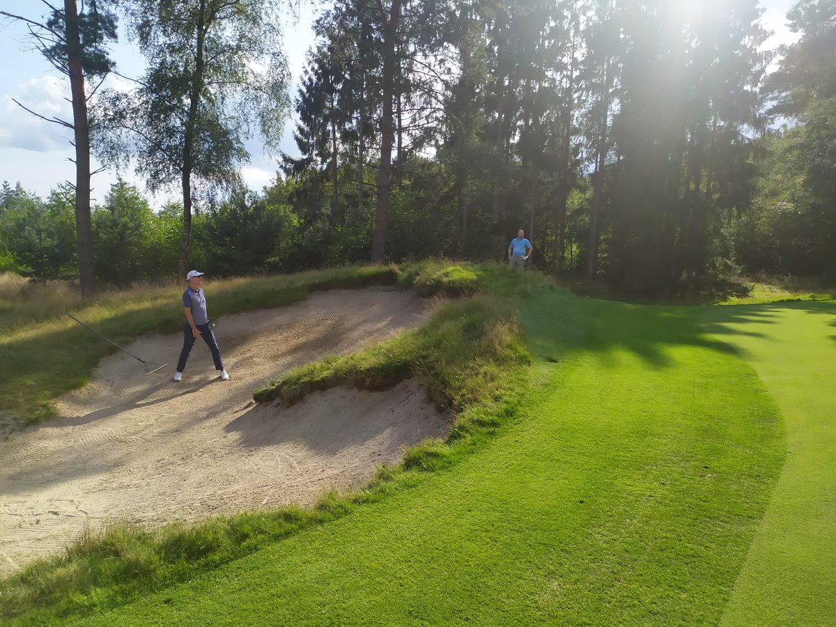 Wat lag <a href="/HogeKleij/">De Hoge Kleij</a> er gisteravond geweldig bij. Even fraai als lastig. Het was weer een feestje. (foto MP)