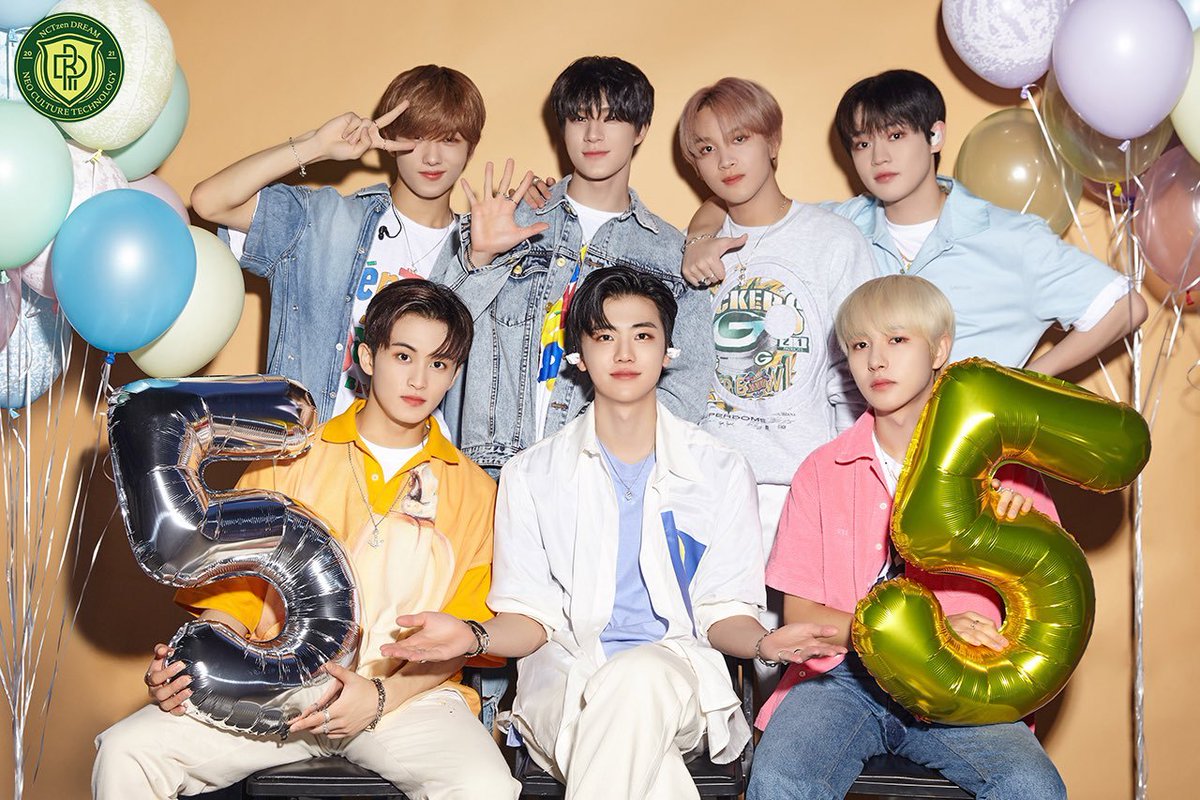 exodo11293's tweet photo. 5 YEARS WITH NCT DREAM ✨❤
HAPPY 5TH ANNIVERSARY NCT DREAM WE LOVE YOU
#NCTDREAM 
#5th_anniversary_NCTdream https://t.co/xWwtQAAfH5