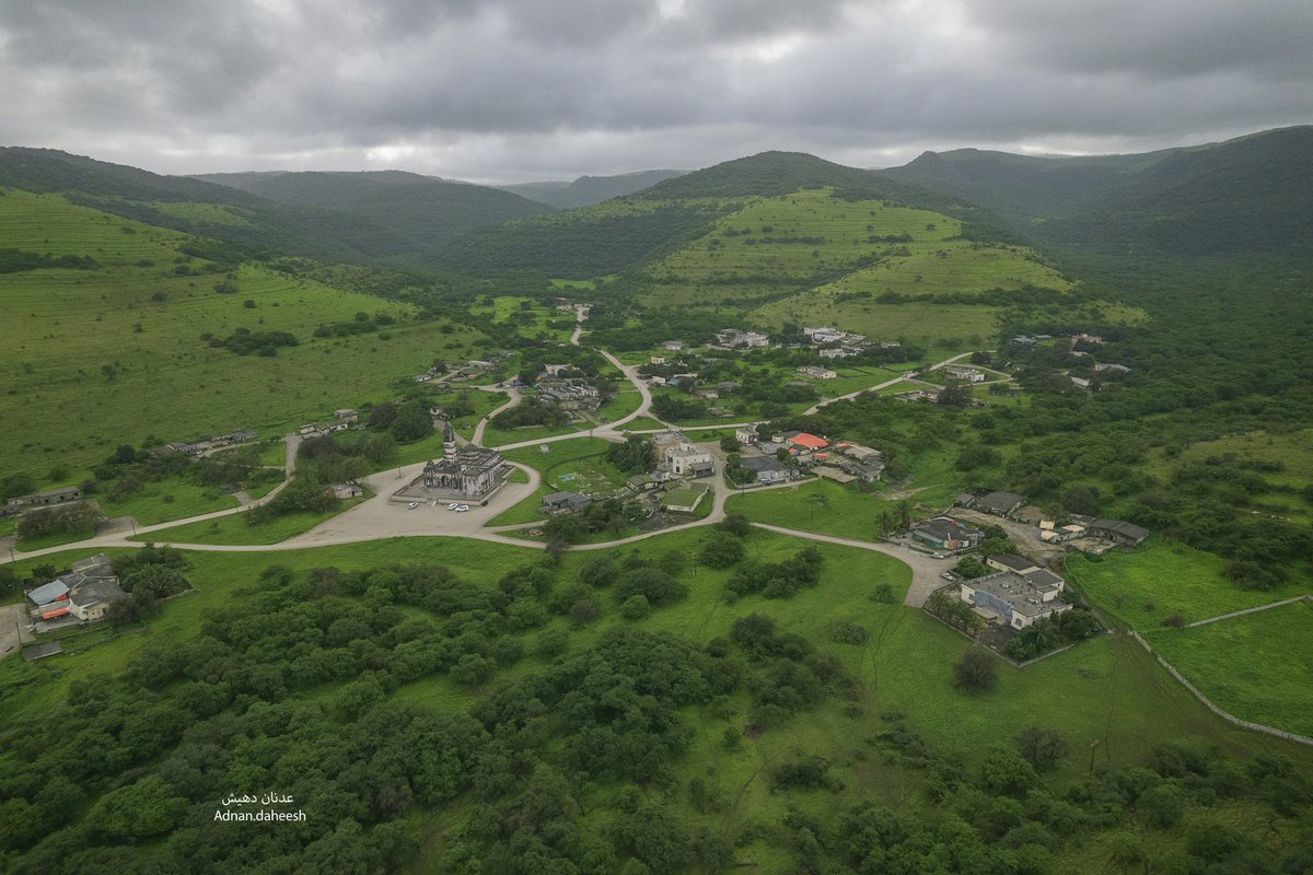 #صباح_الخير  وصباح الجمال من وادي نحيز 

من اجمل واشهر الاوديه في #محافظة_ظفار