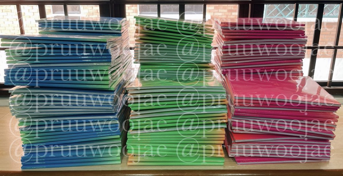 pruuwoojae's tweet image. #prupdates 
THE BOYZ MMT THRILL-ING GO 
🎢The albums have arrived! My friend is going thru all albums along w the quantity.
🎢Some albums may have like typical creases and bents at the corner due to the shipment/packaging. All will be given randomly. 
🎢Some kodak freebies too❤️