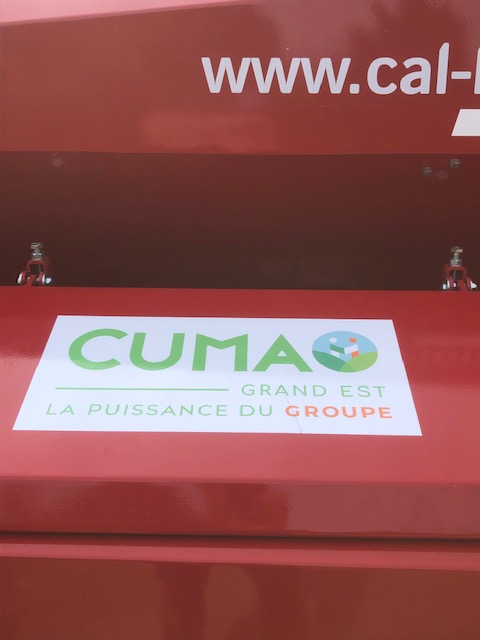 #ETEenCuma Mise en route du nouveau semoir #Cuma des 3 cantons <a href="/CumaGrandEst/">Cuma Grand Est</a> 🌻🌽
#PlandeRelance #Autonomieprotéique
