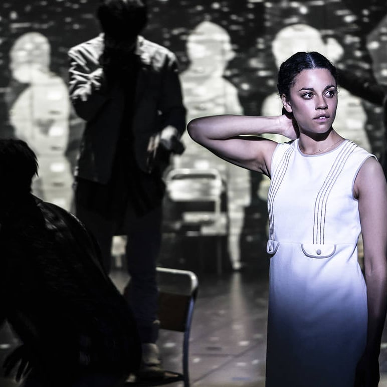 video_community's tweet photo. Recent: After Life at the National Theatre. Video Design by Max Spielbichler.
.
.
.
Photo by Johan Persson
Join the community - https://t.co/9DfsdsoRAj https://t.co/LihsELUenl