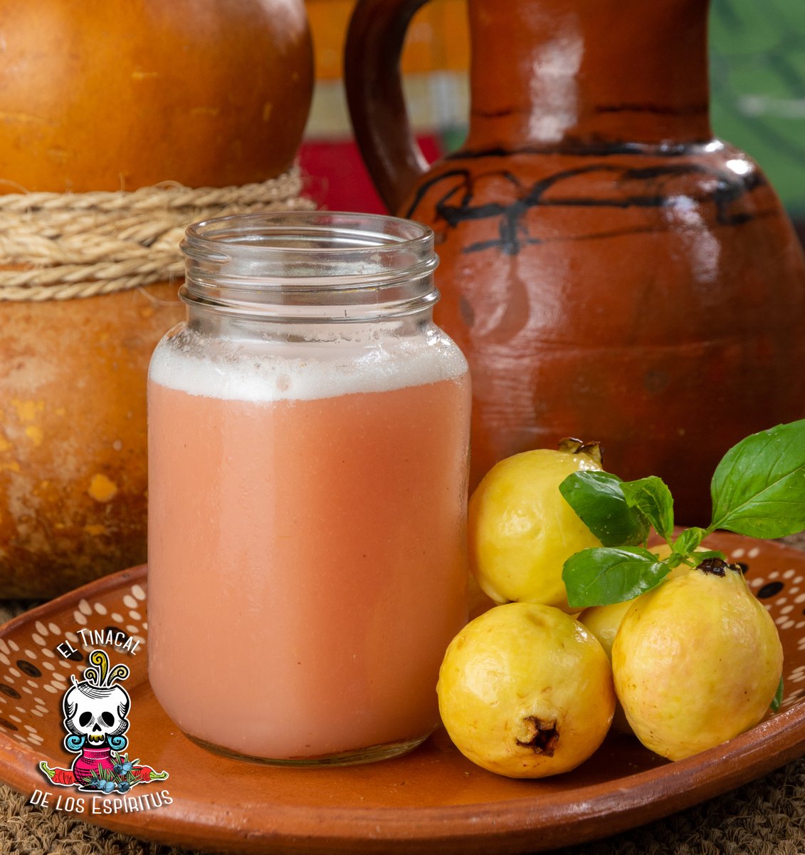 DeTinacal's tweet photo. #Pulque curado de Guayaba. https://t.co/Tovr0tuveM