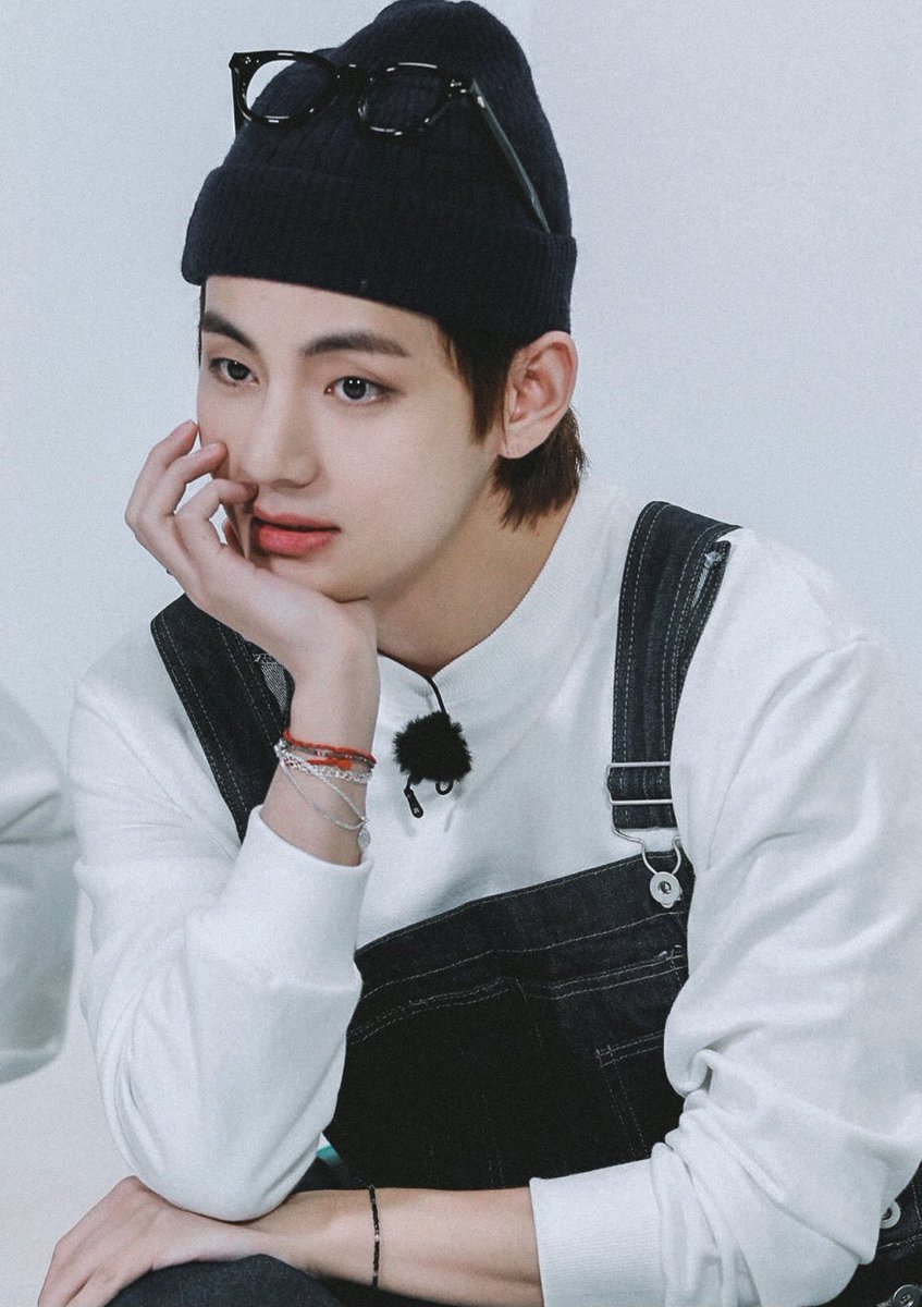 BTS56450475's tweet photo. [Behind cut] Run BTS EP.148 
#V https://t.co/f4AbvAtKA0