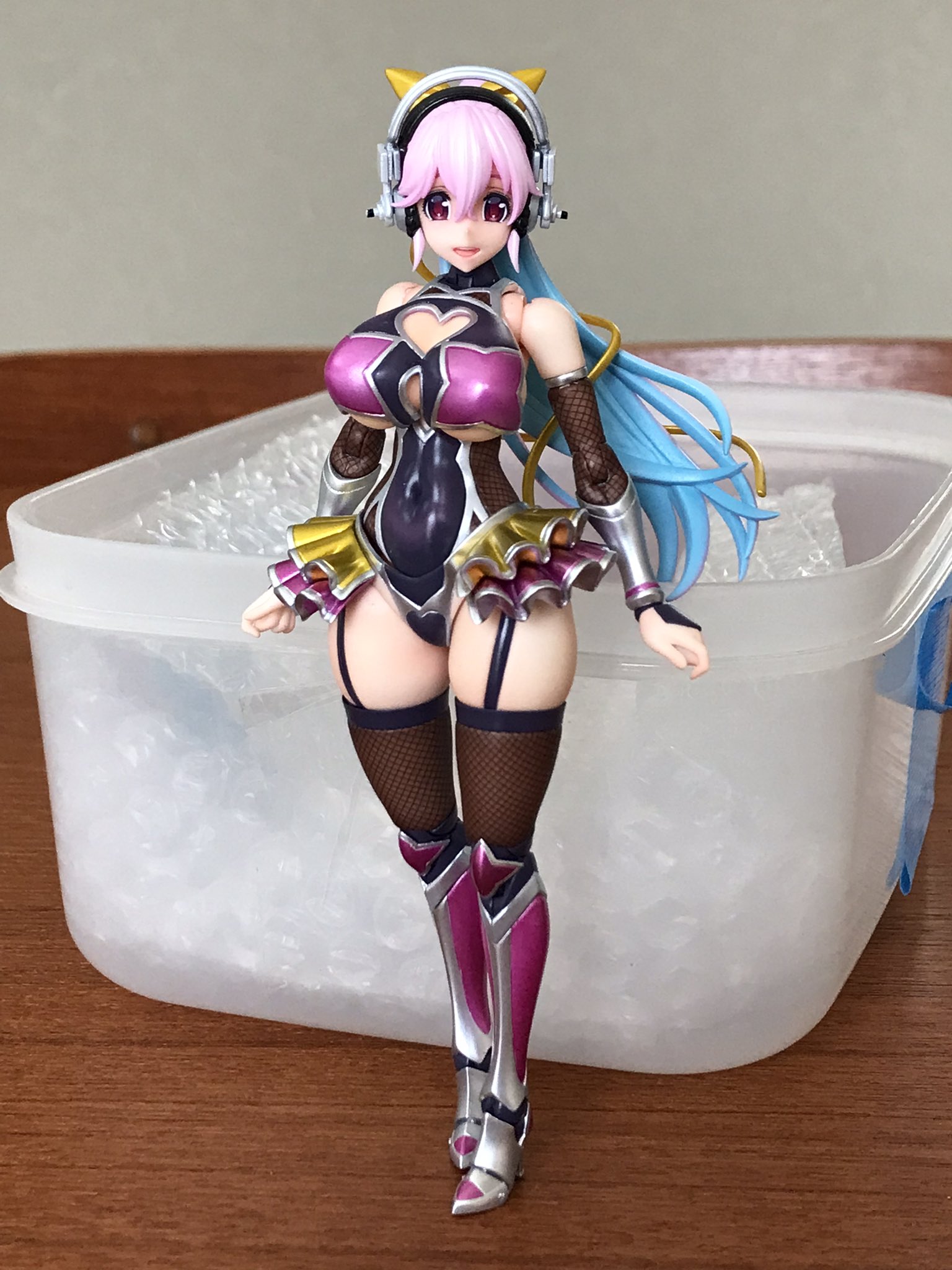 スーパーそに子　対魔忍　フィギュアよろしくお願いします