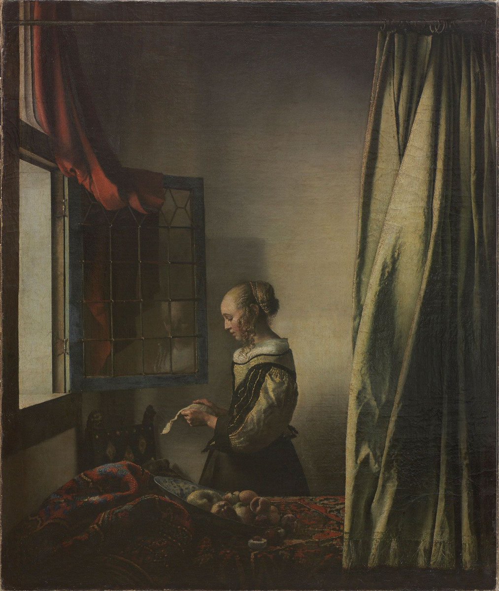 liddsg's tweet photo. Han restaurado el cuadro "Muchacha leyendo una carta" (h.1657) de Johannes Vermeer y este es el resultado.

Encuentra las diferencias 😜👇🏻 https://t.co/fP5Pd7vWzV
