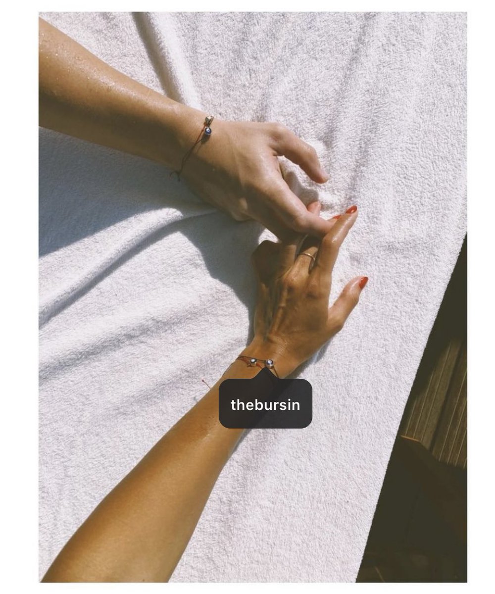 Chay10101's tweet photo. Matching bracelets🥰🥰🥰🥰
THIS, THE PICTURE, THE HAND CHEMISTRY, THIS IS WHAT MATTERS ♥️♥️♥️ https://t.co/cVVBGBRVSL