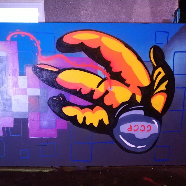 ChaosPotsdam's tweet image. Beim #Hypergraphia Festival auf dem #FreiLand kam uns ein Motiv bekannt vor... 🤔😁 Kann heute Abend beim #Chaostreff ab 19:00 bestaunt werden.

À propos: Noch bis heute Abend 21:00 könnt ihr Shirts mit #Kosmonaut-Design bestellen! tickets.ccc-p.org/cccp-merch/ 👕