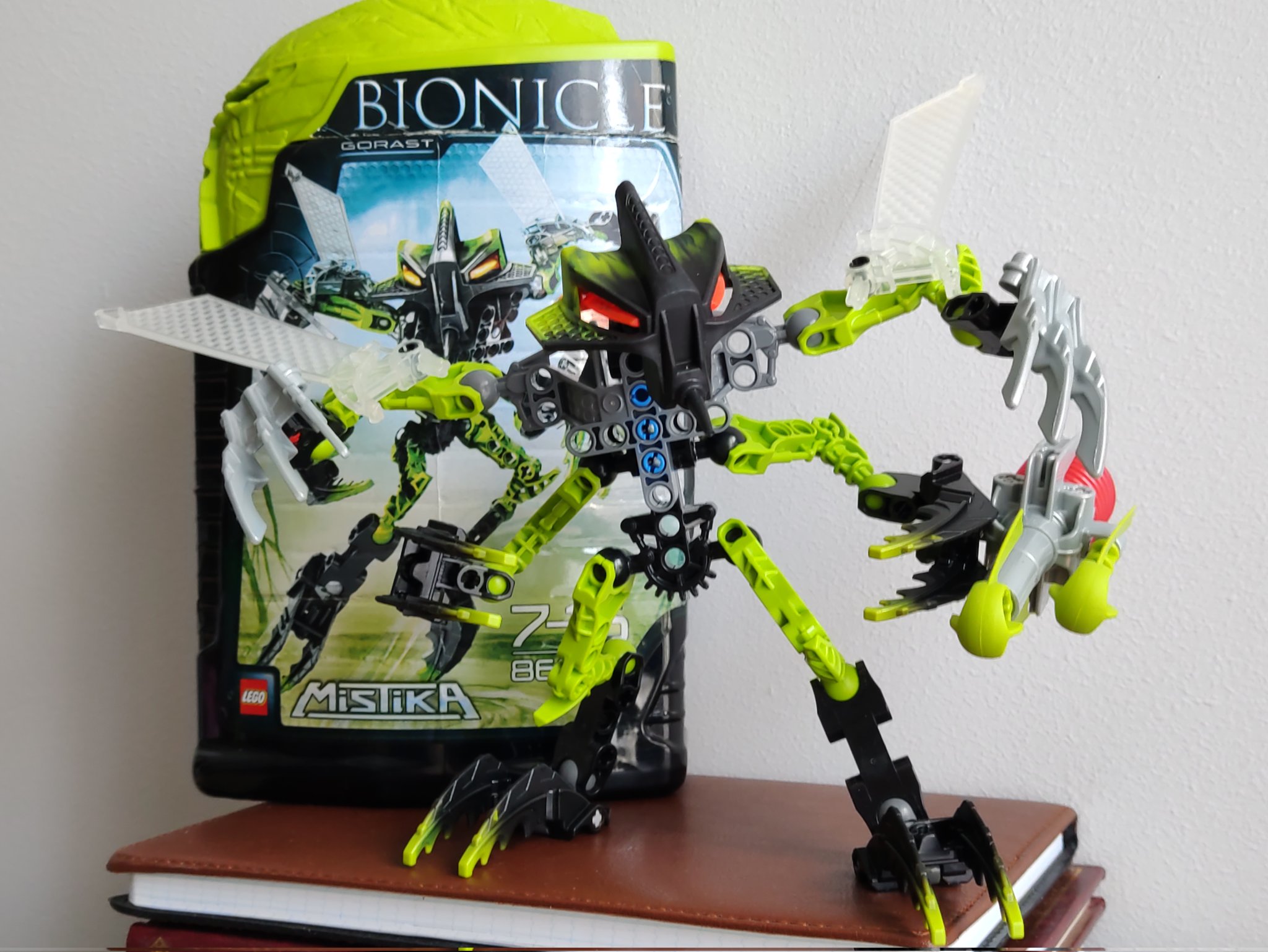 BonkleChaser on X 5 for Gorast Yes indeed Granted she had a few broken pieces but I replaced them. Pretty good lego bionicle https t LVFMxQsnM6 X