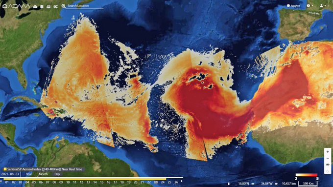 Yet another big plume of #Saharandust from #Africa heads to the #Caribbean, hard on the heels of the previous one.
As observed on 23 August by #Copernicus #Sentinel5p,  a huge cloud is moving  over the Atlantic Ocean toward #Texas. 
via <a href="/PlatformAdam/">ADAM Platform</a>