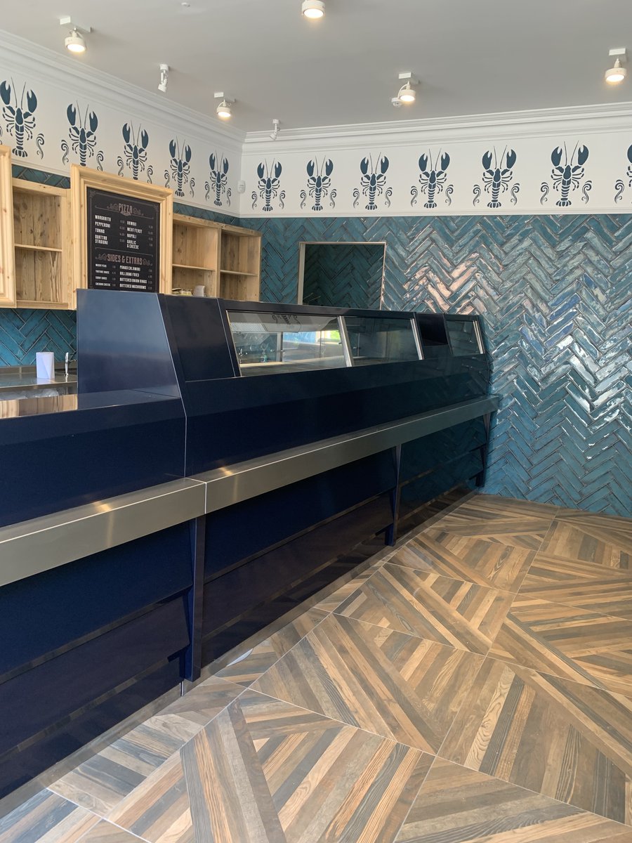 Everything about the newly rebranded and refurbished #SaltWater in #Edinburgh is just wow! From the tiles to the flooring to the dark blue powder-coated #kiremko frying range with gluten free pan 😮

Wishing Fernando Crolla &amp; family all the best with their grand opening today.