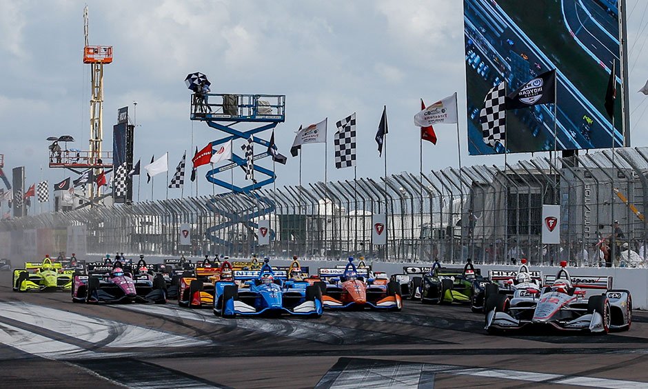 F2_F1V's tweet photo. BEM VINDOS A SÃO PETERSBURGO NA FLÓRIDA MEUS AMIGOS!!!

Em uma pista nova, que foi preparada exclusivamente para receber a F1 e a GP2, chegamos na penúltima etapa da temporada!!!
 
Max Chilton (@CarlinF1SM) precisa de apenas uma vitoria na primeira corrida para se sagrar campeão! https://t.co/P0bha2h3x2