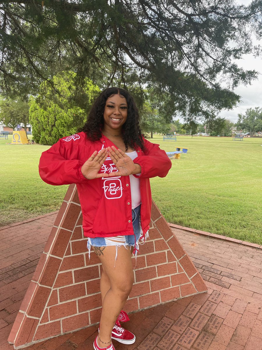 BY_Deltas's tweet photo. #SayHiToBY Say hi to Soror Amaiya Coleman. Soror Coleman is a Senior Nursing Major from Oklahoma City, Oklahoma. She currently serves as the chapters Arts and Letters Chair, Scholarship Chair, and Homecoming Committee Co-Chair. When you see her on the yard make sure you say Hi ❤️ https://t.co/wUPmMV4bDZ