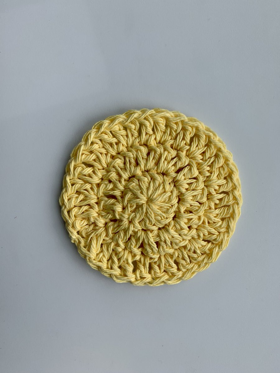 LivingGreene1's tweet photo. These are reusable cotton rounds! I use them for my beauty routine to wash my face with bar soap and take my makeup off $2 each. 
•
•
#lowwasteliving #ecofriendly #lowwaste #livinggreen #wasteless #lowwastelifestyle #reducereuserecycle #savetheearth #smallbusiness  #shopsmall https://t.co/sgMJTs6Bwt