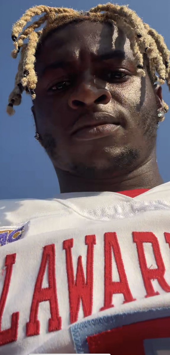 NikkiBJaxx417's tweet photo. Ohhhh Hey #3 @ogscrappy โค๏ธ๐๐๐ฅฐ๐๐๐#10DaysTilKickoff #DelawareStateHornets #MEAC #HBCU #SMAC2MEAC #3isMyDelStateHornet๐๐๐โค๏ธ https://t.co/qXhWCRF9Am