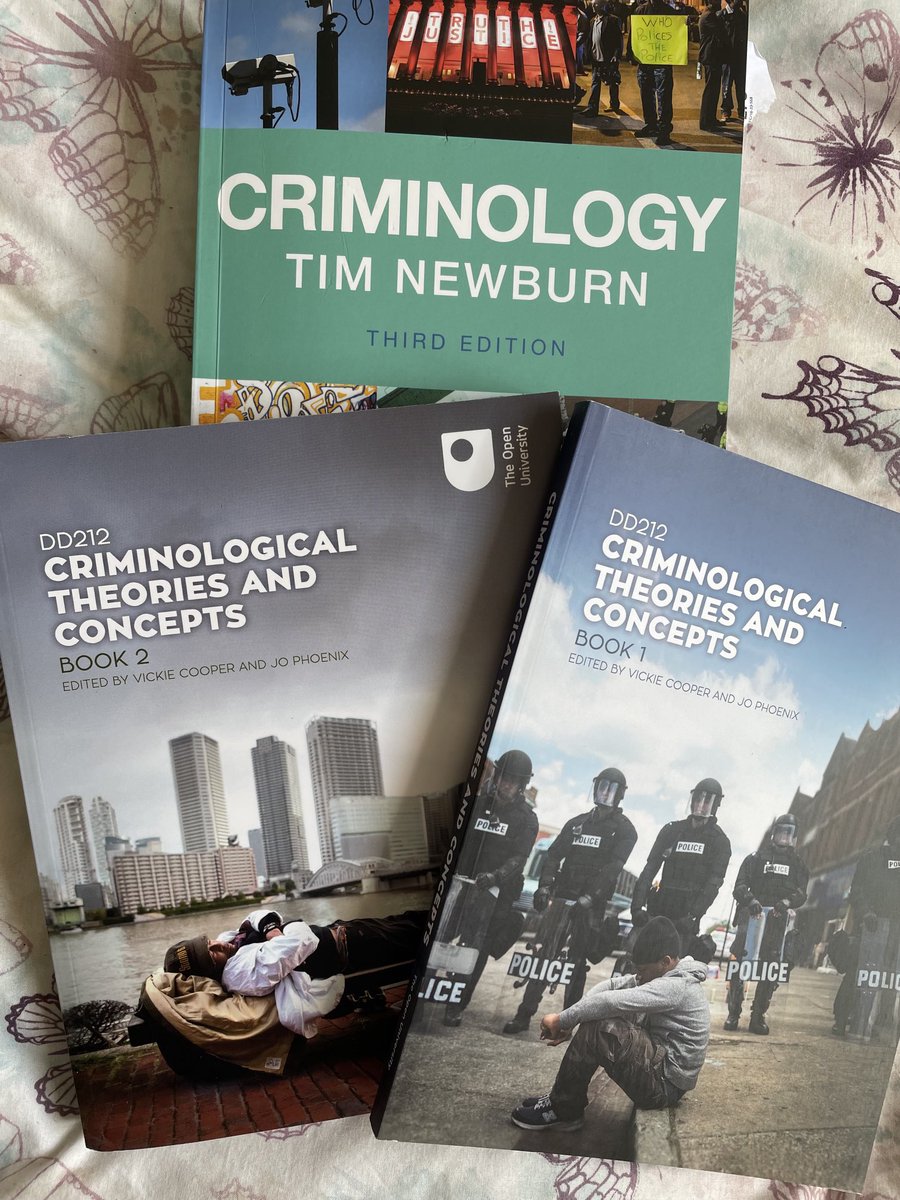 mizdebbie's tweet photo. It’s always a good day when the course material arrives #DD212 @OU_FASS @OUstudents https://t.co/3DyxHajmfD