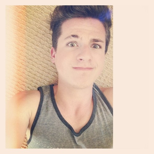 puthonthisday's tweet photo. 8 years ago today, Charlie Puth posted this 

(25 August, 2013) https://t.co/Jm4LI0OwQK