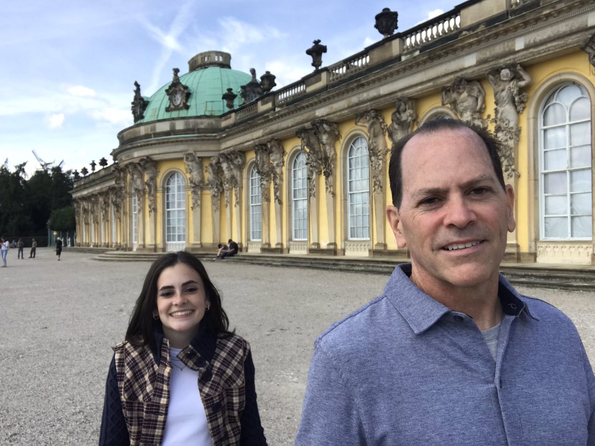 MikeShaw2021's tweet photo. Enjoying the gardens of Sansoucci in Potsdam outside of Berlin. A beautiful place and a must visit when in Berlin. https://t.co/PcWaCssdZu