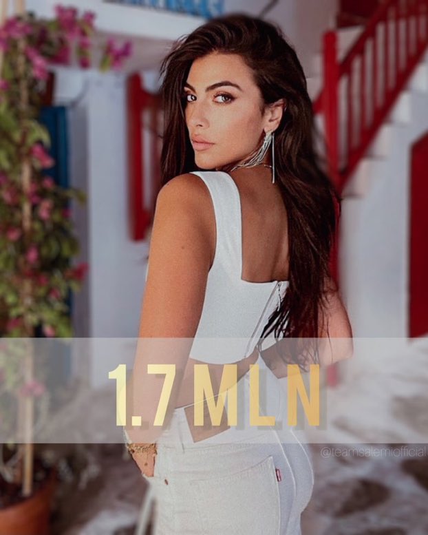 piersticazzi's tweet photo. Giuli 1,7 milioni 🥺🥺❤️ #giuliasalemi #PRELEMI https://t.co/bvunmUUNWZ