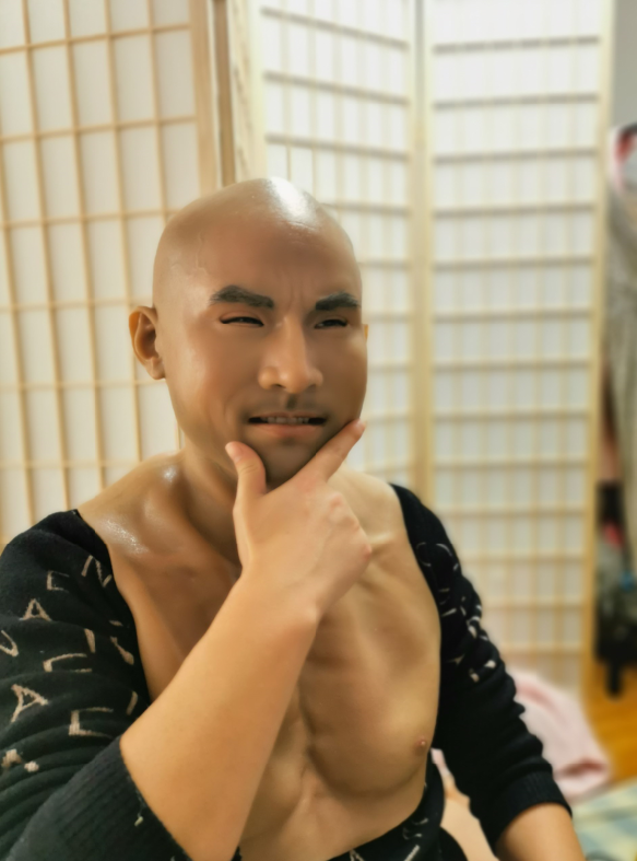 Smitizen's tweet photo. Playing with the Johnson mask, I've been trying hard to keep my eyes open over and over again.
#mask #johnsonmask https://t.co/gX9xrN5PgN